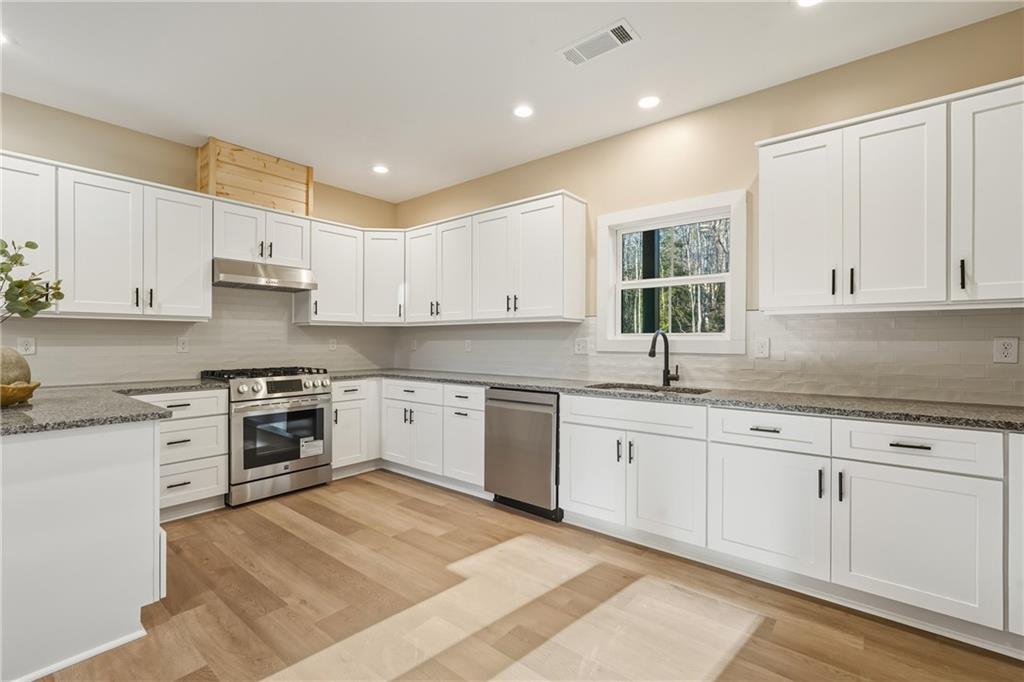 23 Echota Court
