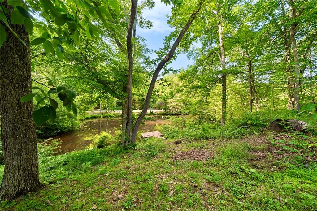 31 Fawn Lake Trail NE