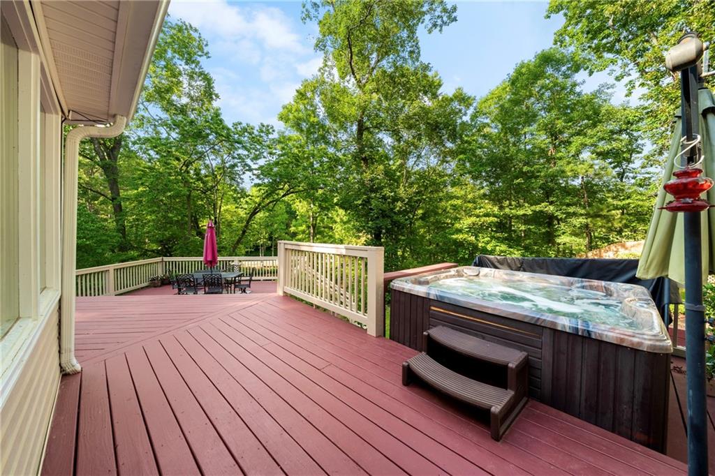 31 Fawn Lake Trail NE