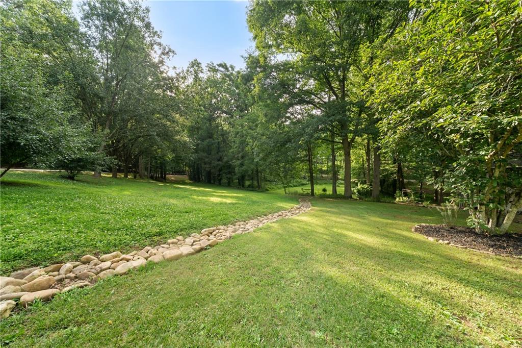 31 Fawn Lake Trail NE