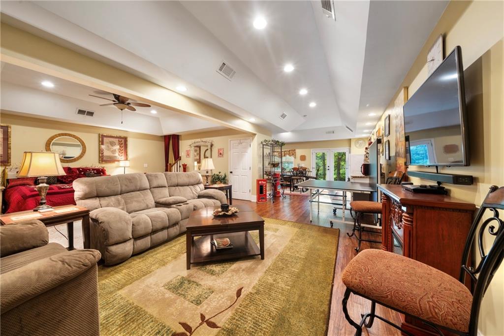 31 Fawn Lake Trail NE