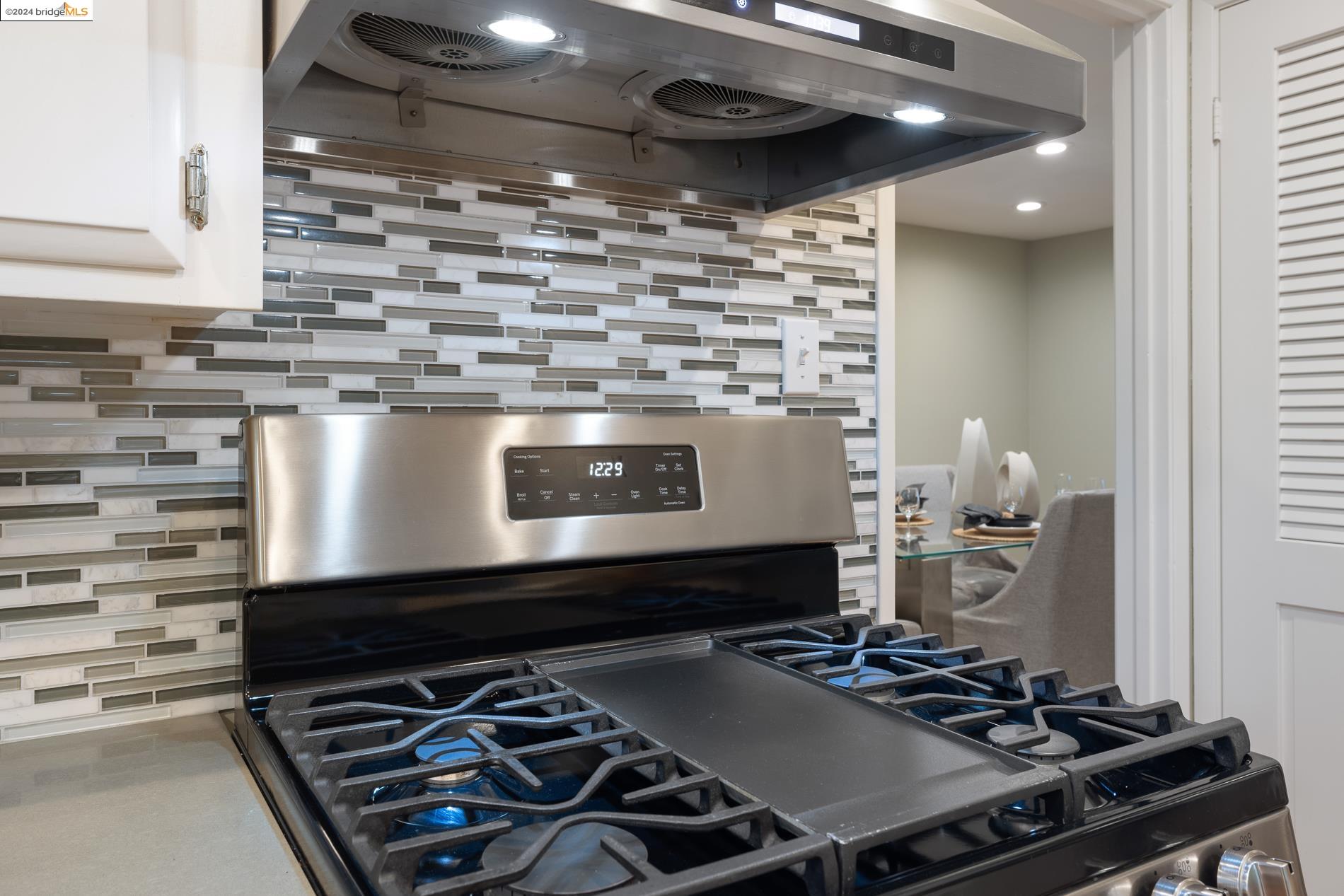 82 Clarewood Ln