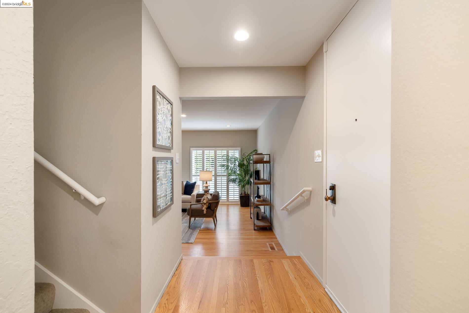 82 Clarewood Ln