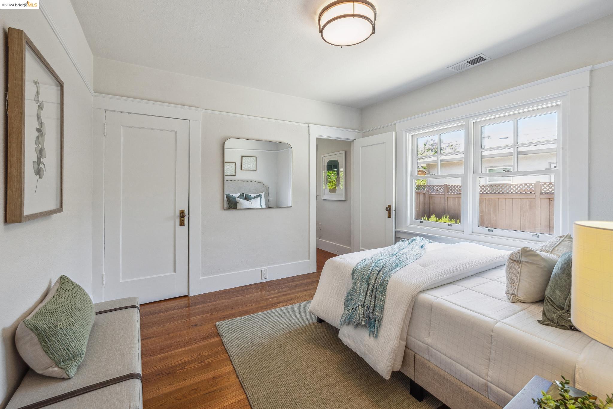 521 Victoria Ct