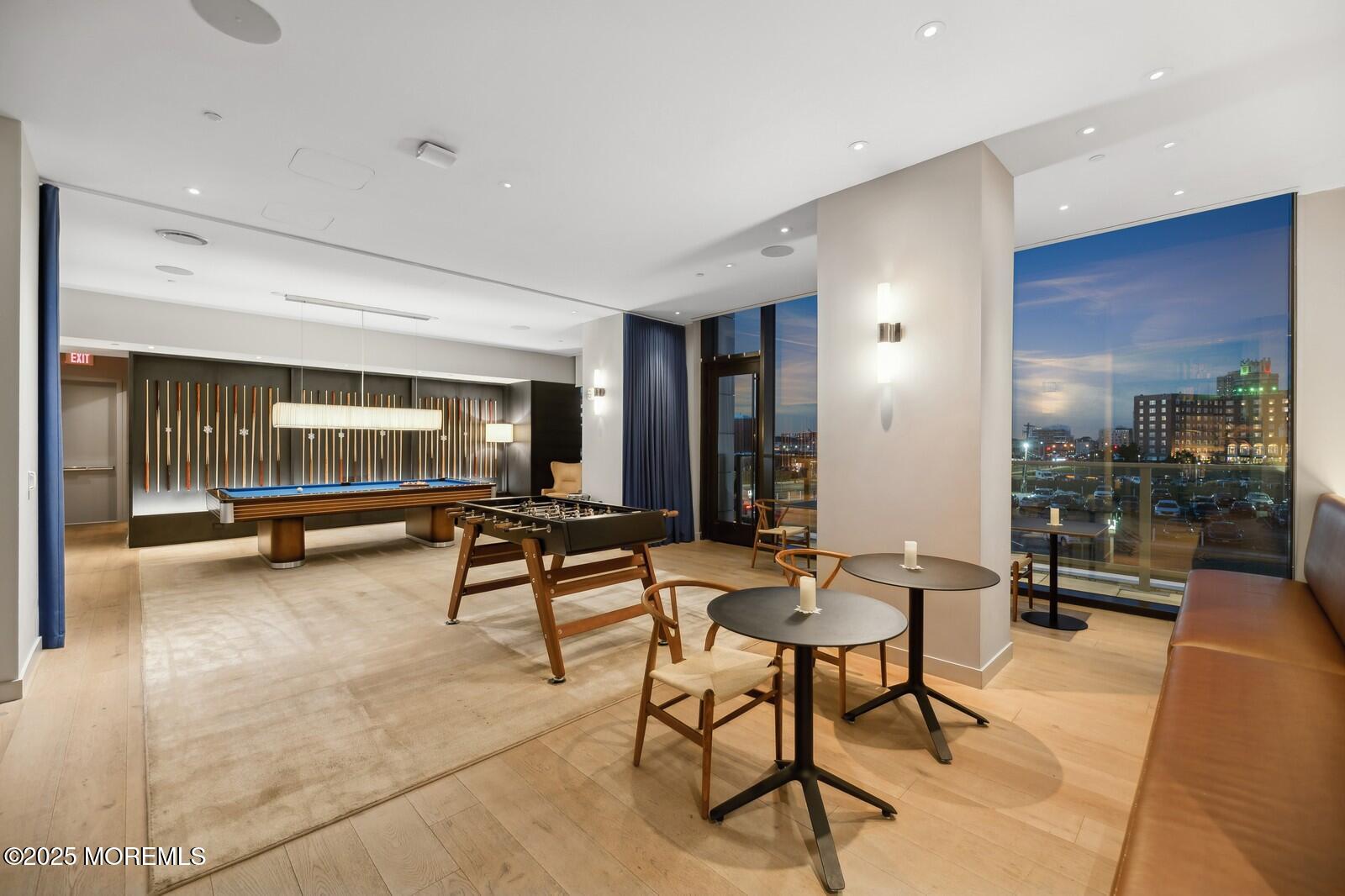 1101 NE Ocean Avenue, 1501