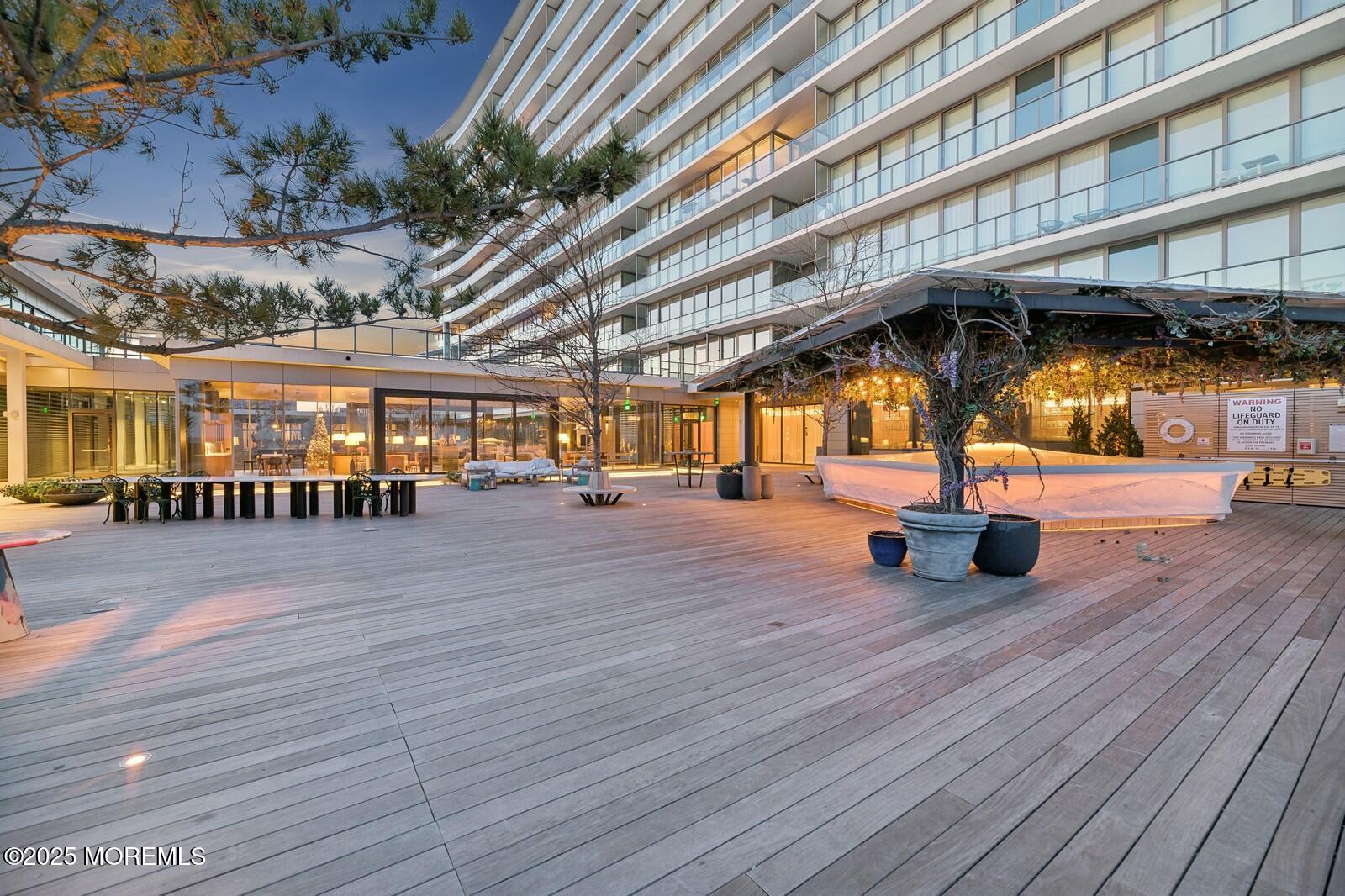 1101 NE Ocean Avenue, 1501
