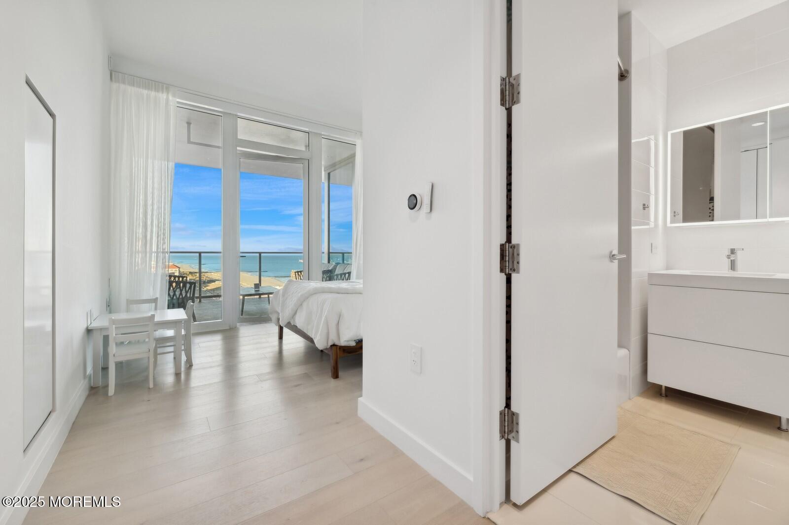 1101 NE Ocean Avenue, 1501