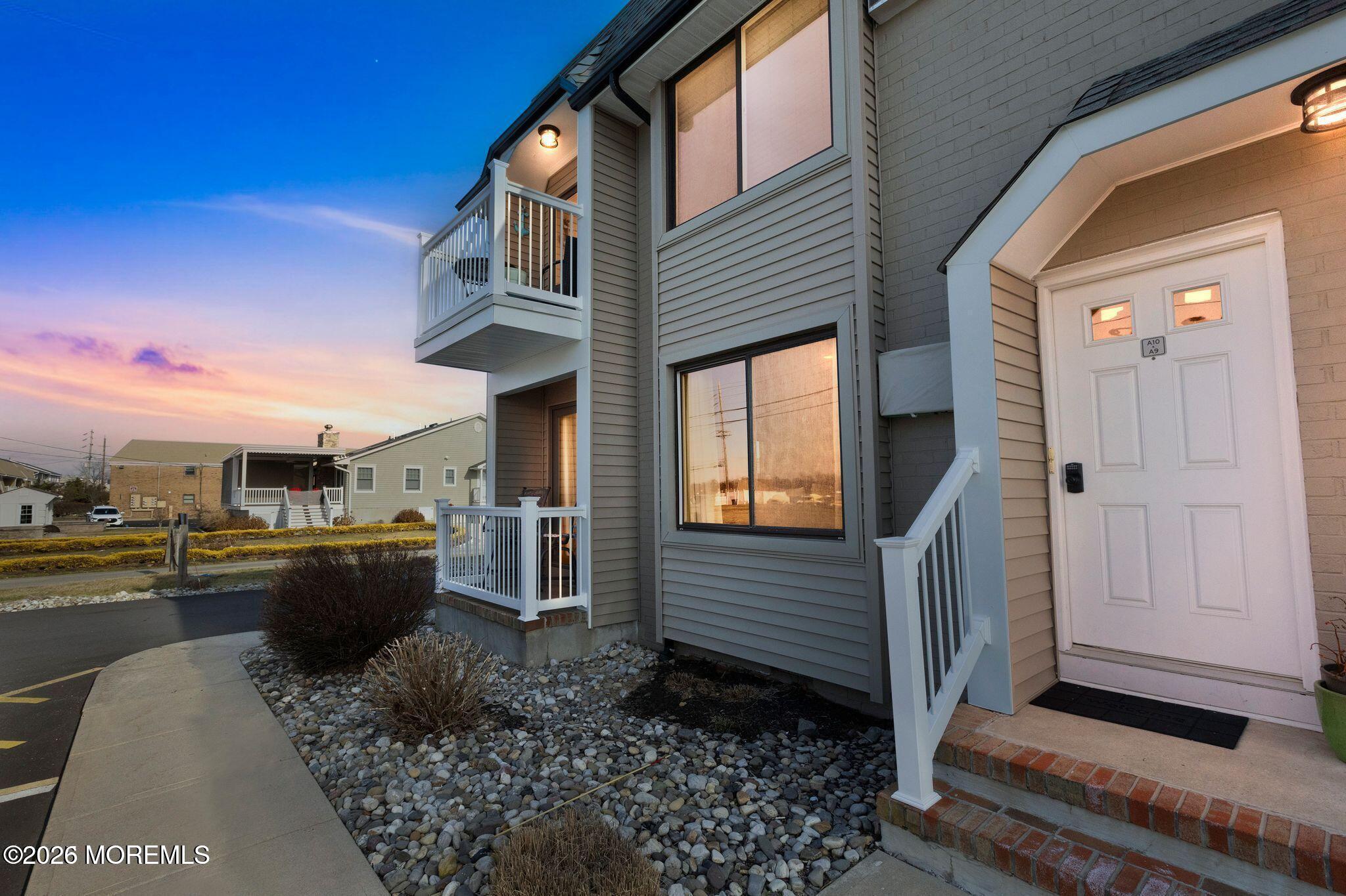 1382 Ocean Avenue 9A