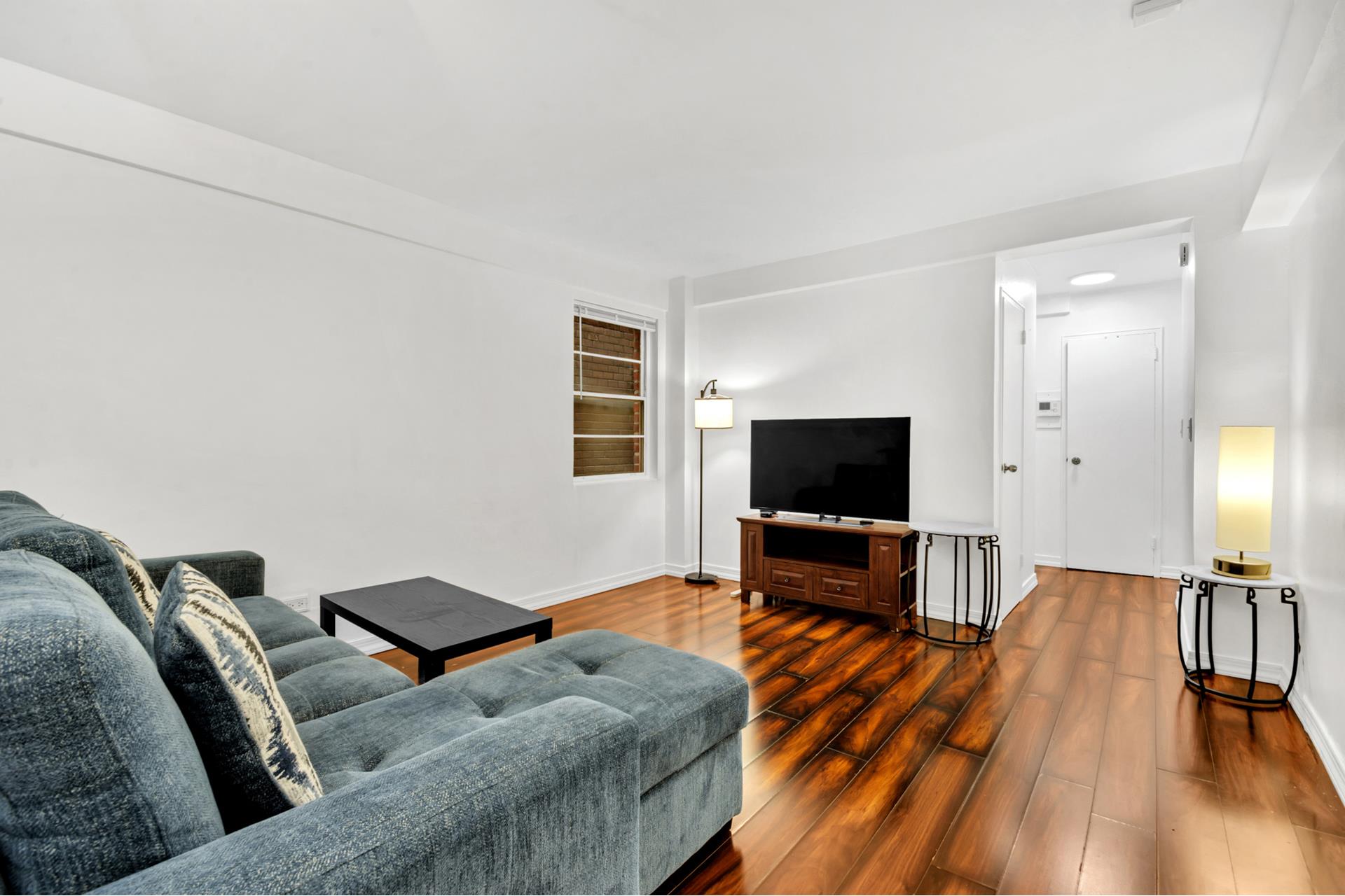 321 E 45TH Street 8H