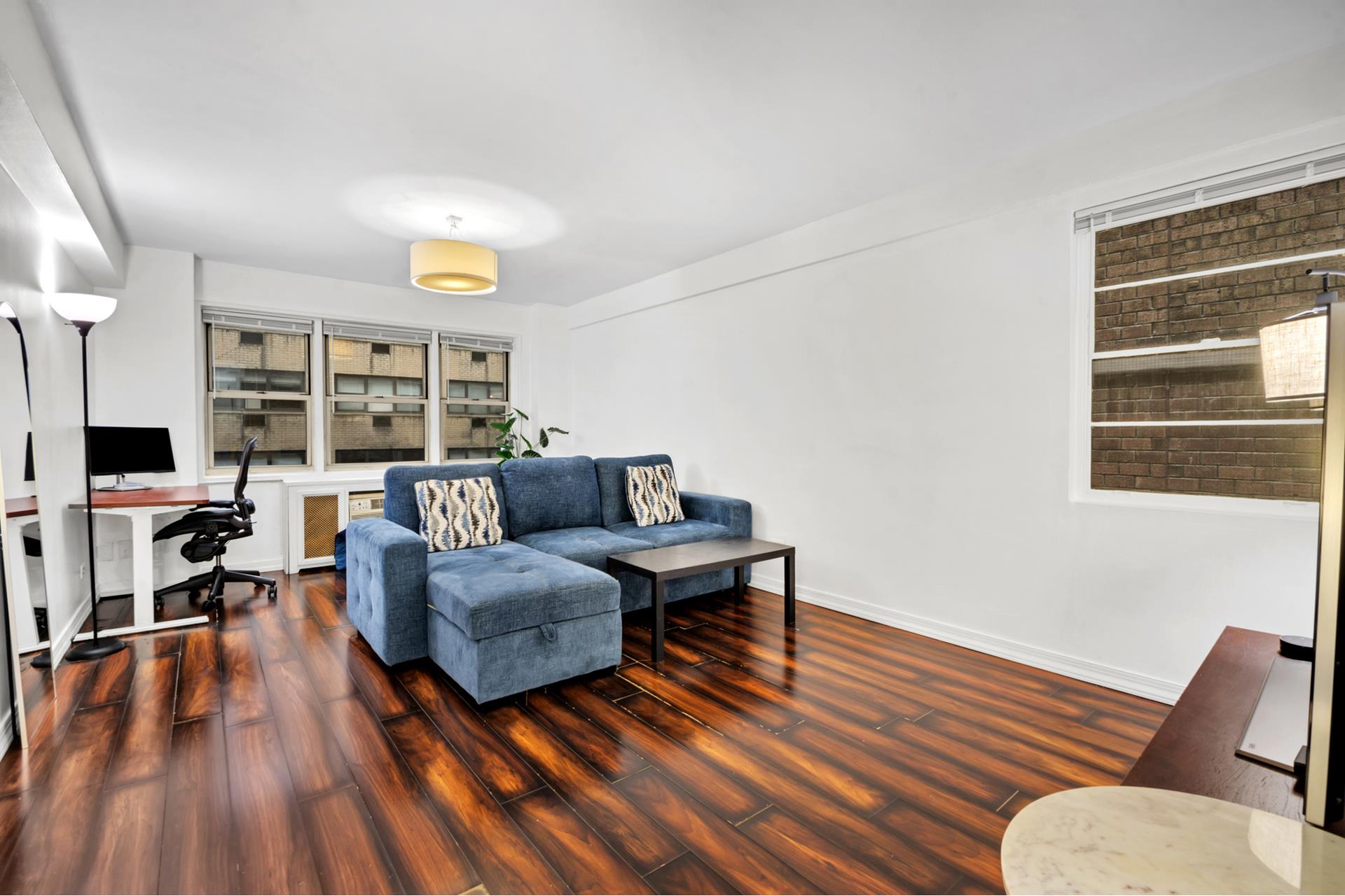 321 E 45TH Street 8H