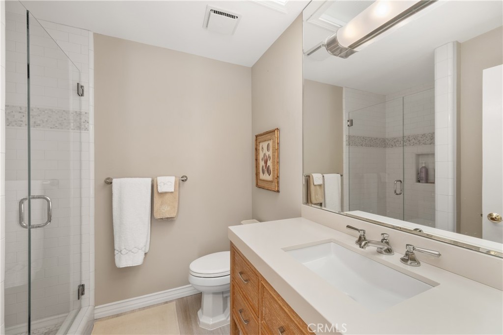 716 S Catalina Avenue 3