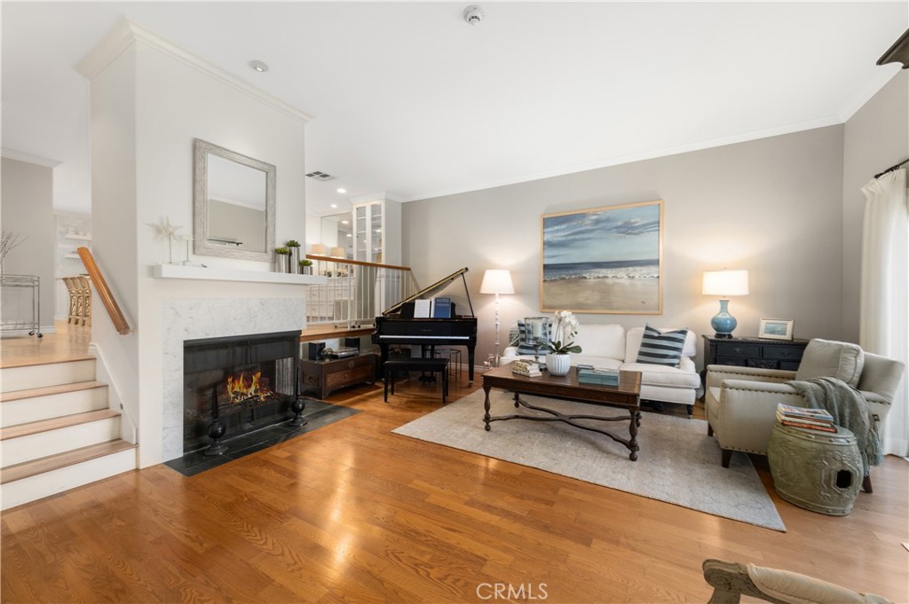 716 S Catalina Avenue 3