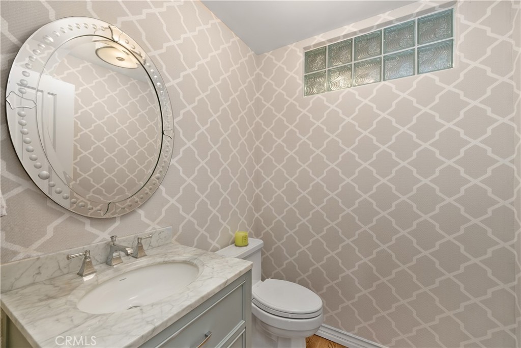 716 S Catalina Avenue 3