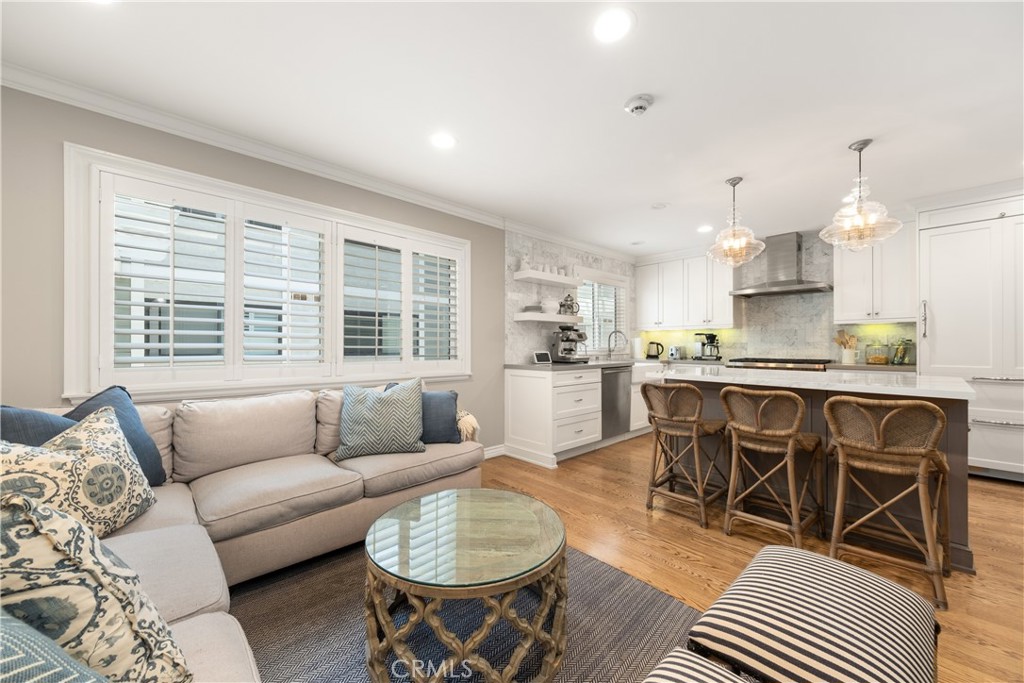 716 S Catalina Avenue 3