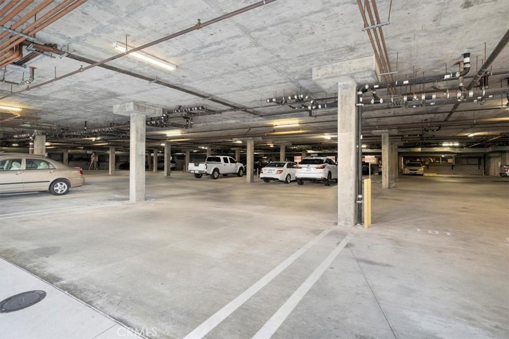 2742 Cabrillo Avenue 204