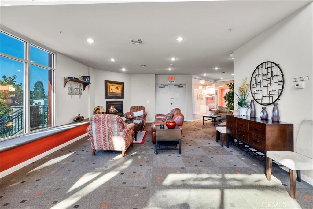 2742 Cabrillo Avenue 204