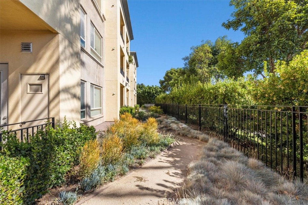 2742 Cabrillo Avenue 204