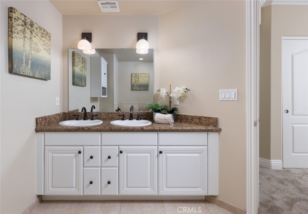 901 Deep Valley Drive 209