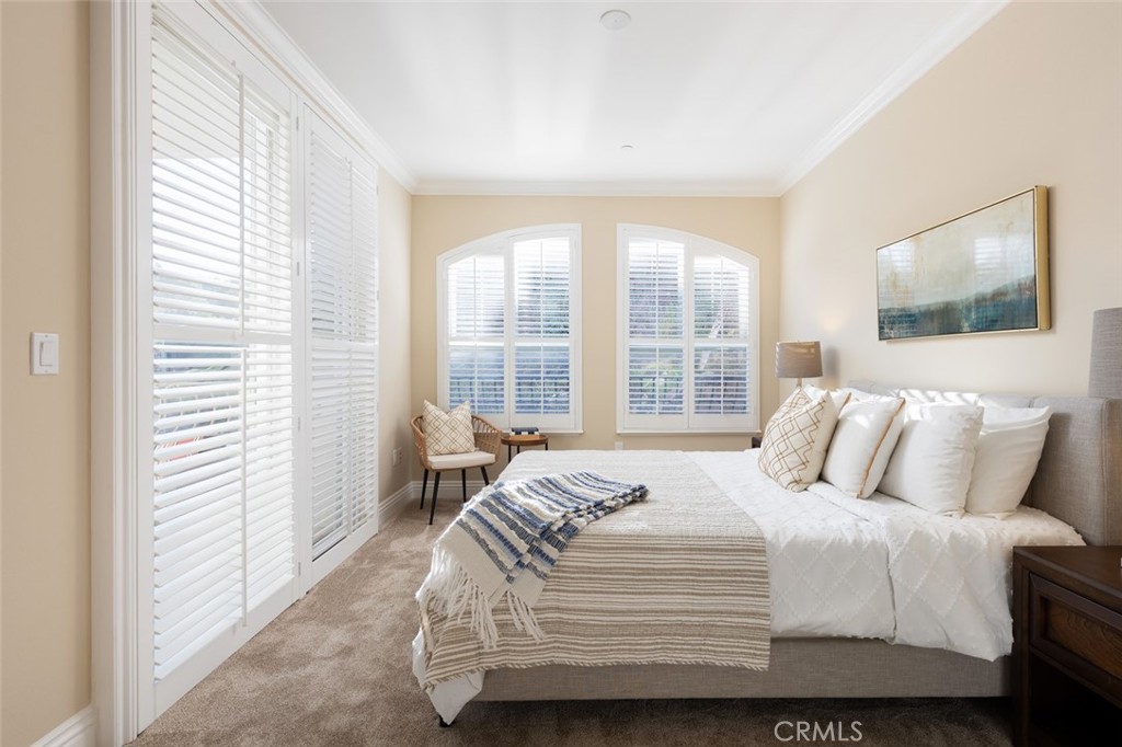 901 Deep Valley Drive 209