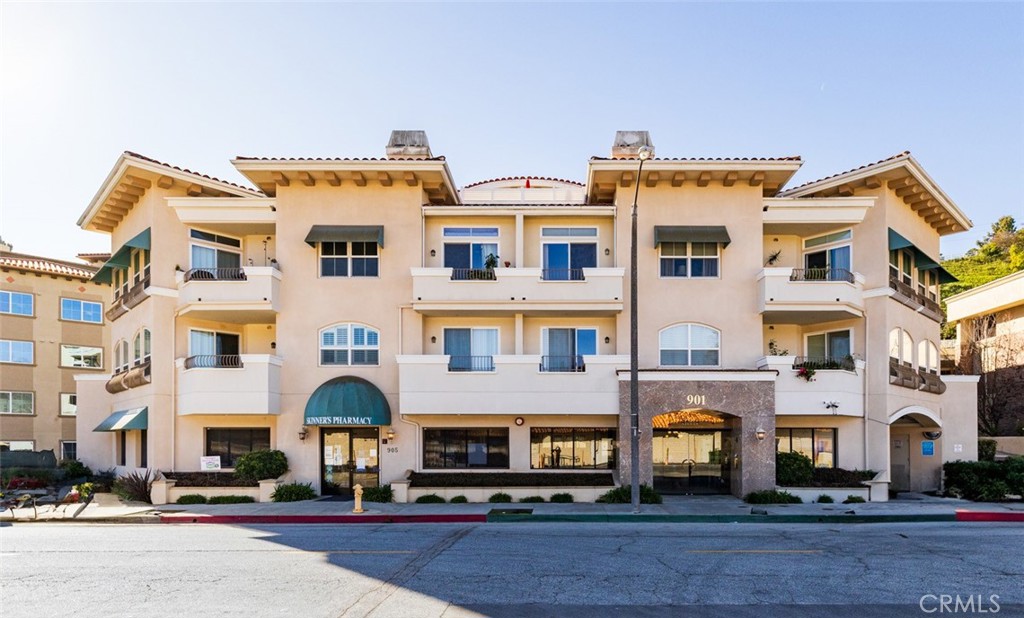 901 Deep Valley Drive 209