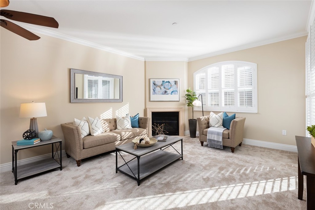 901 Deep Valley Drive 209