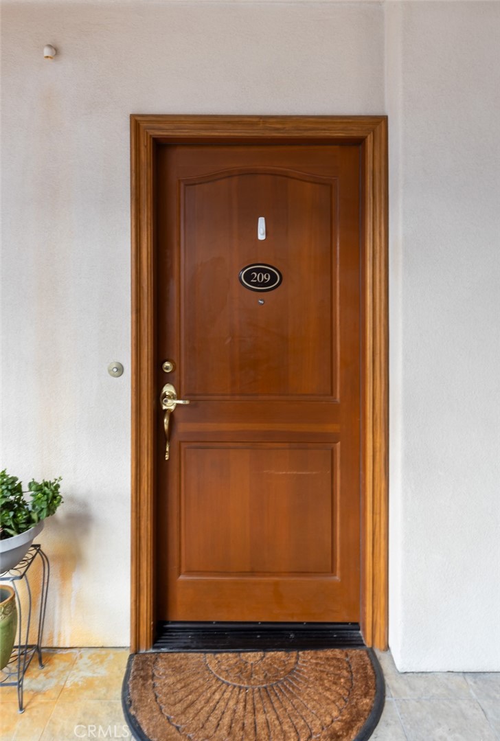 901 Deep Valley Drive 209