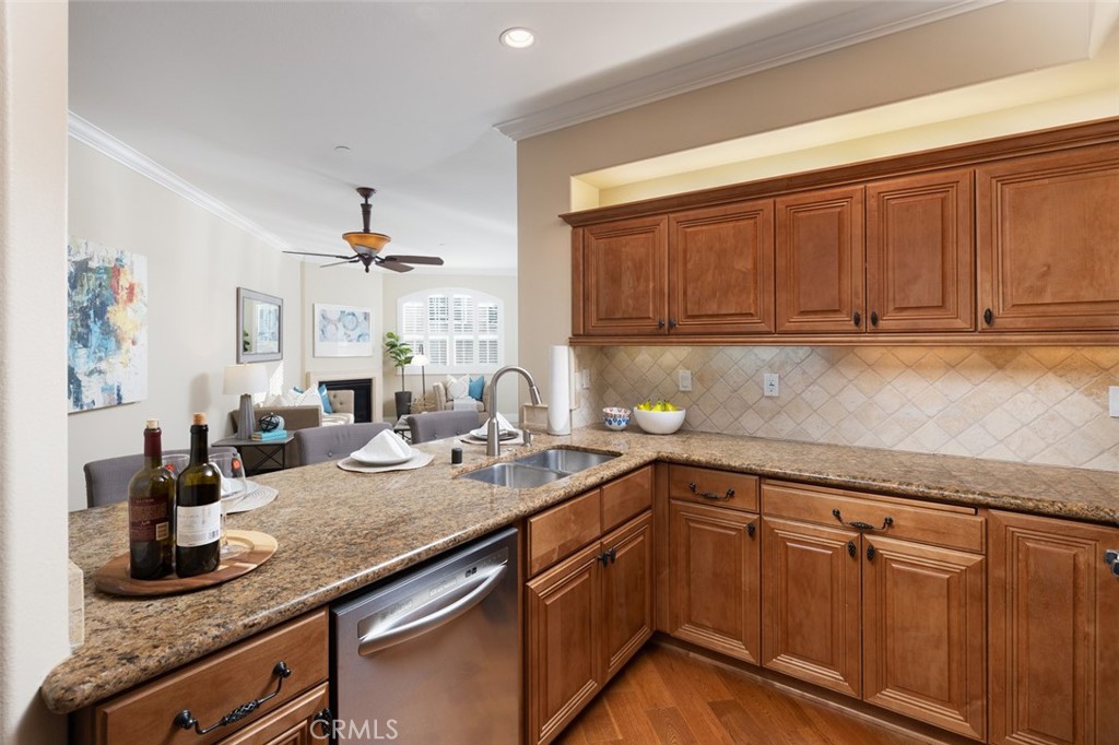 901 Deep Valley Drive 209