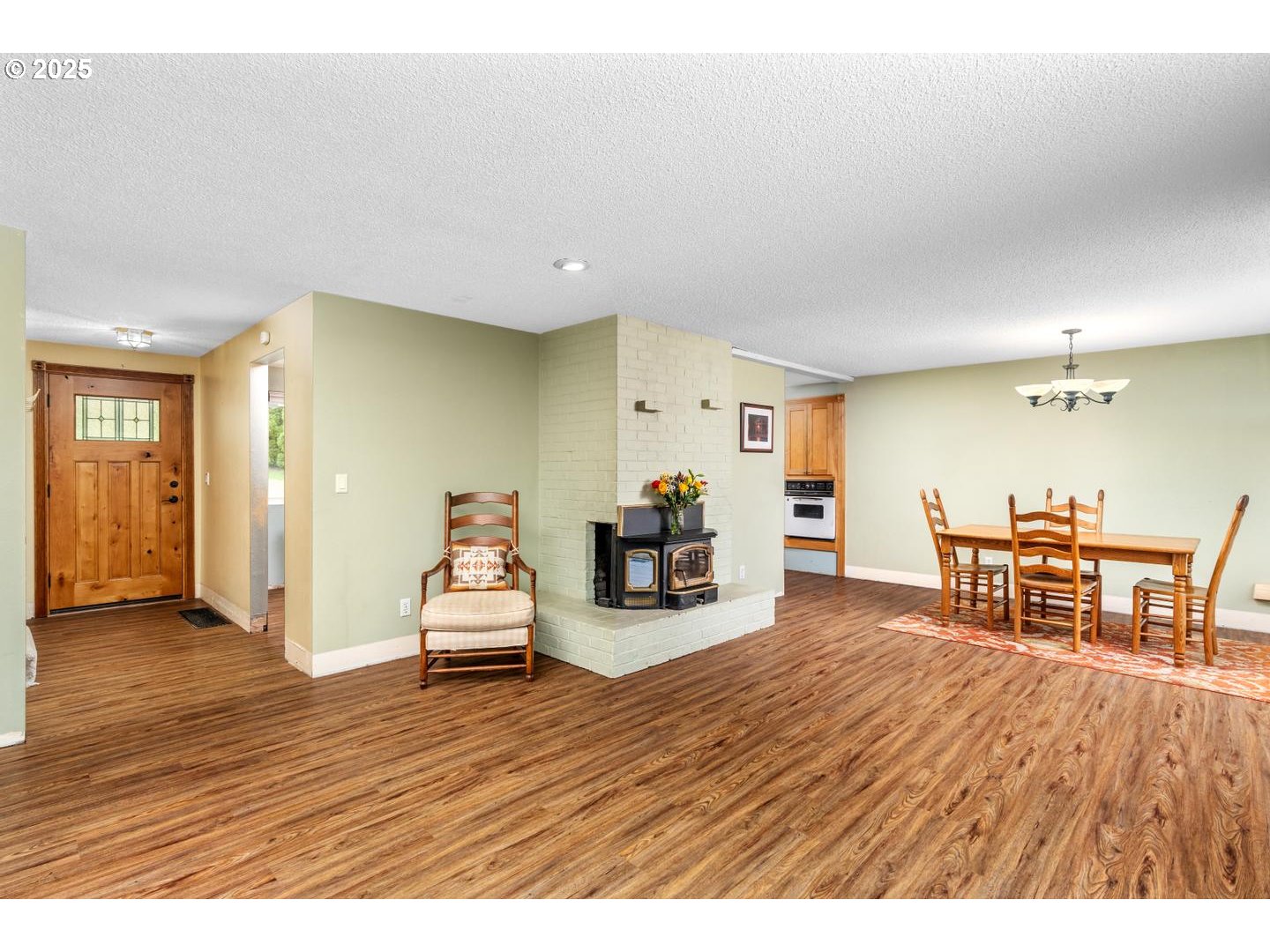 7631 SE STRAWBERRY LN