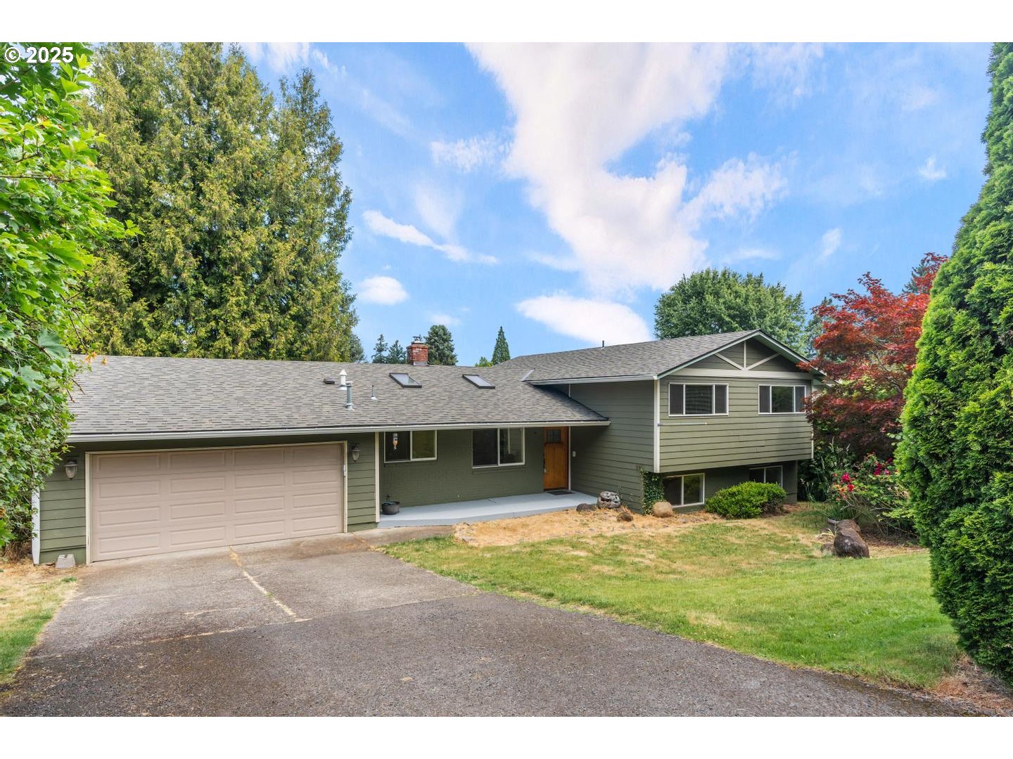 7631 SE STRAWBERRY LN