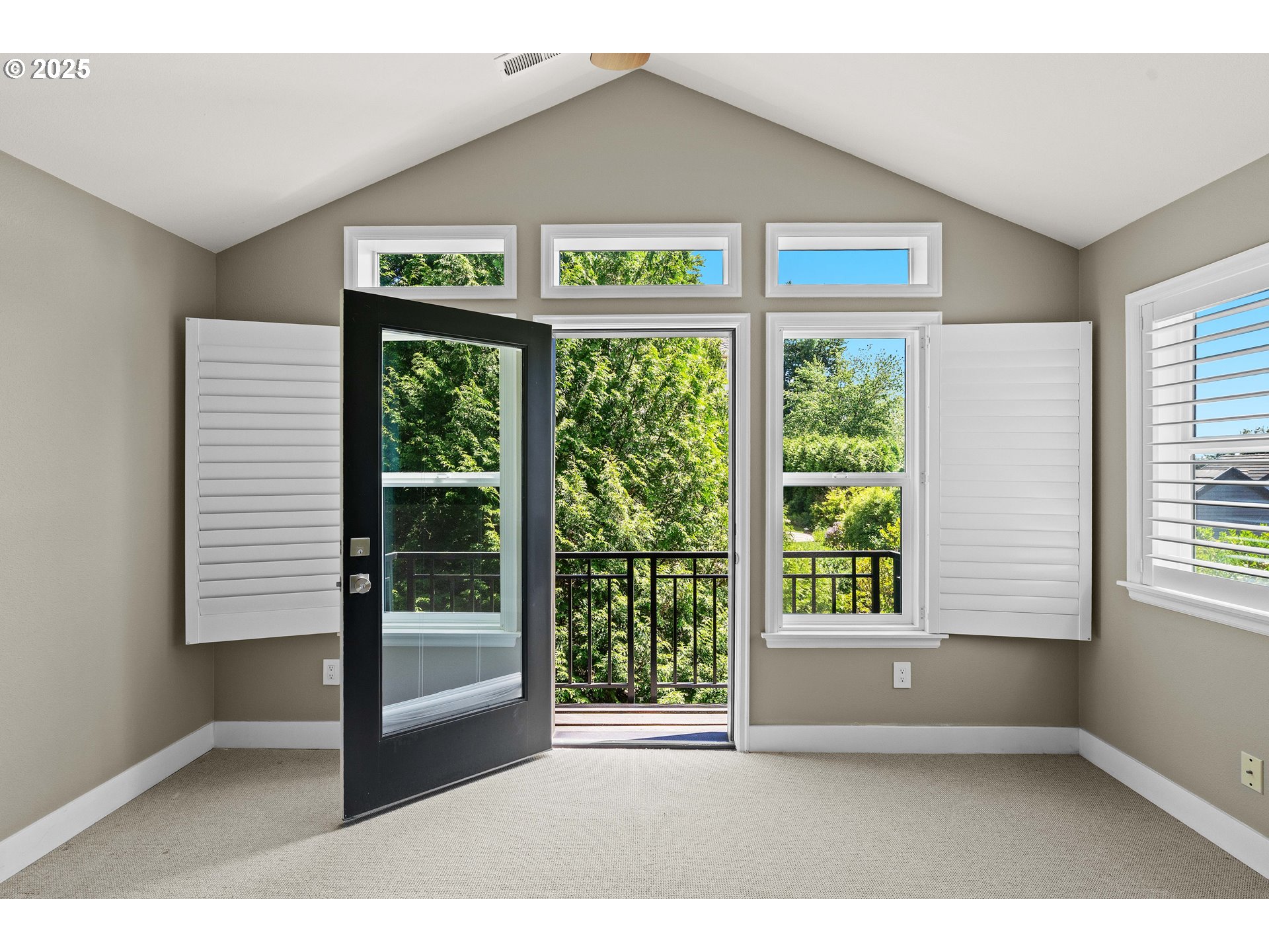 20 SUMMIT RIDGE CT