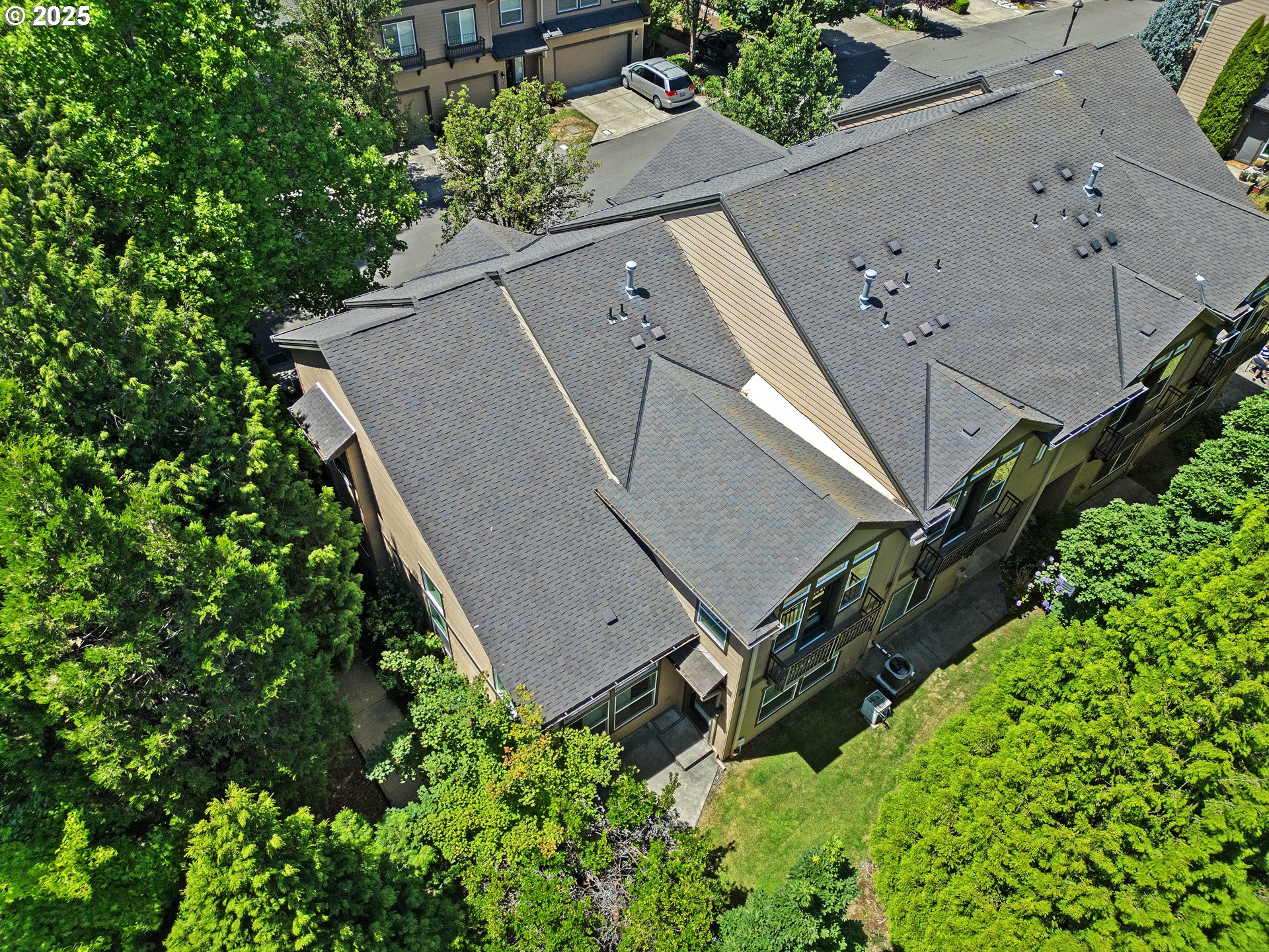 20 SUMMIT RIDGE CT
