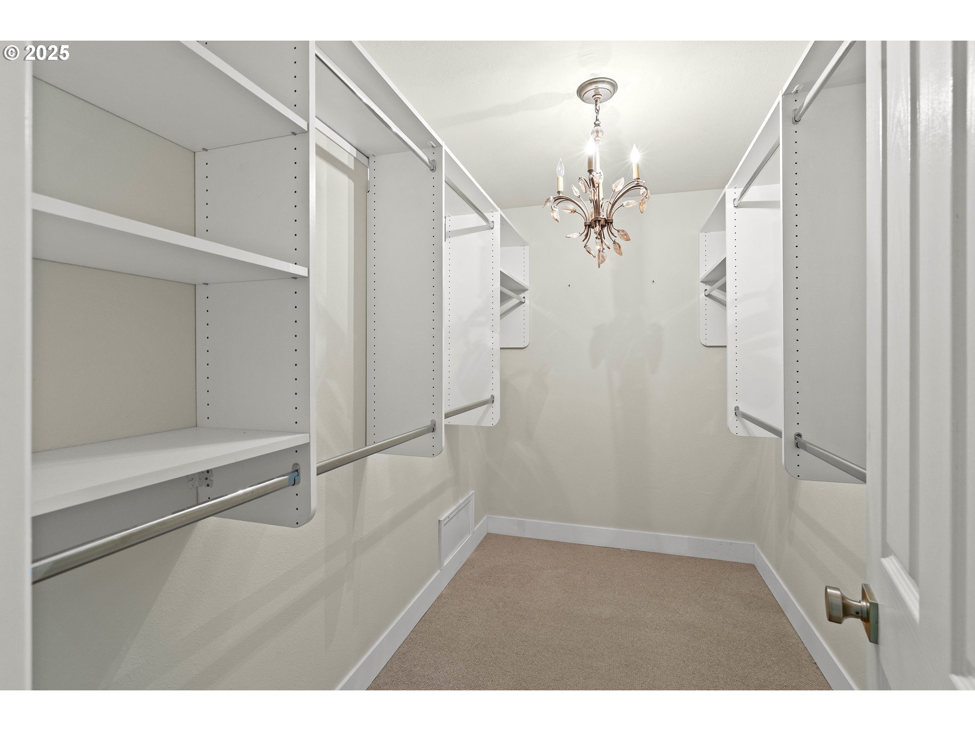 20 SUMMIT RIDGE CT