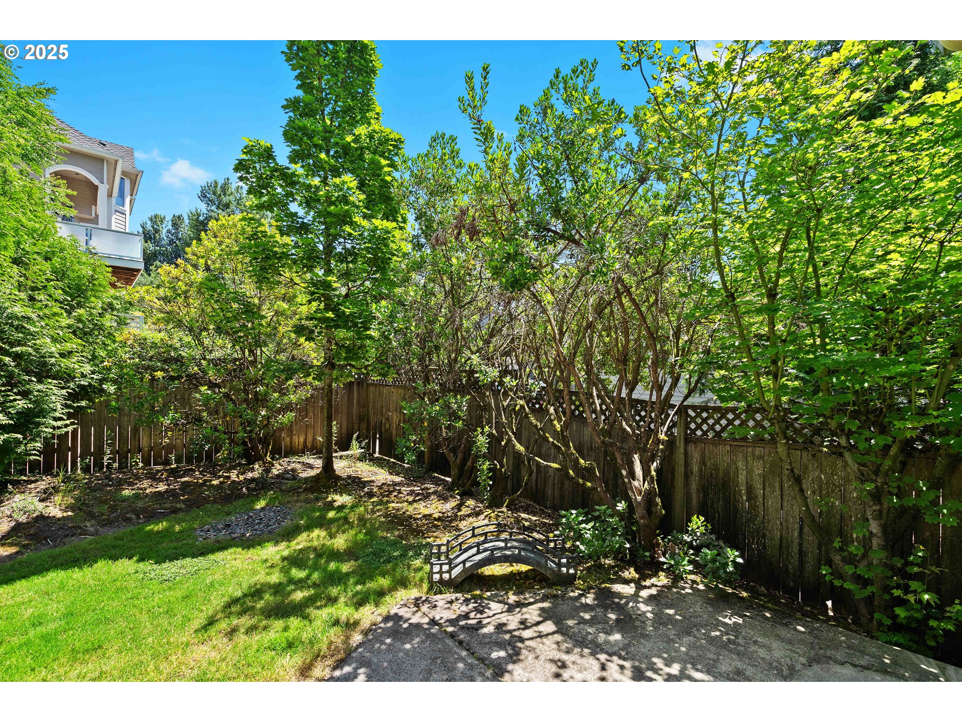 20 SUMMIT RIDGE CT