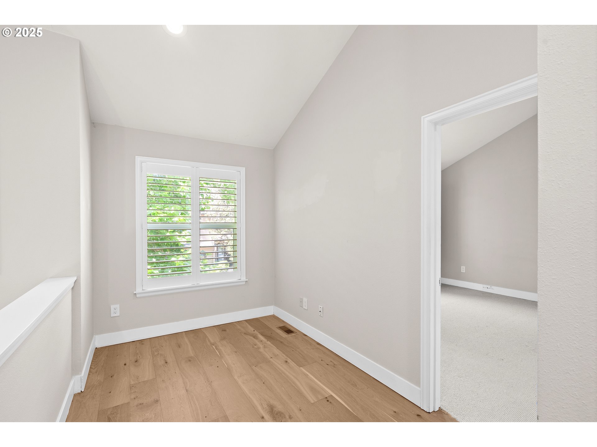 20 SUMMIT RIDGE CT