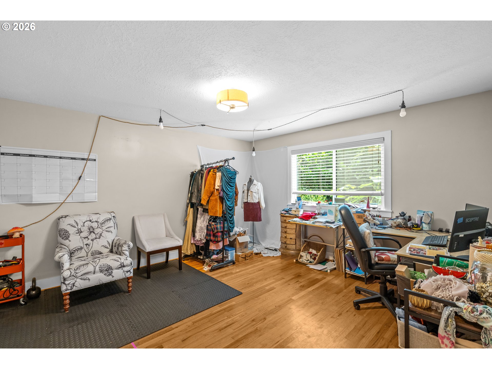 929 SE 16TH AVE 2