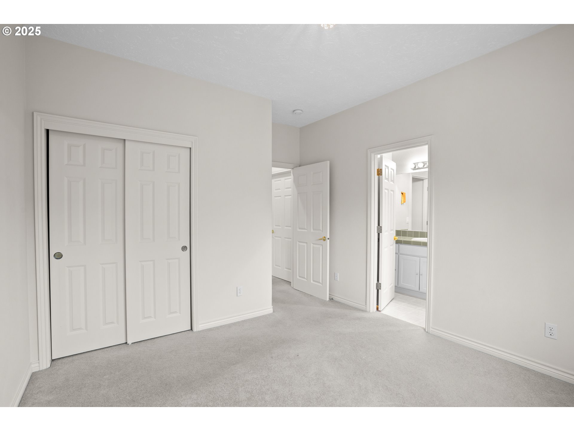 16442 SE HIGH MEADOW LOOP