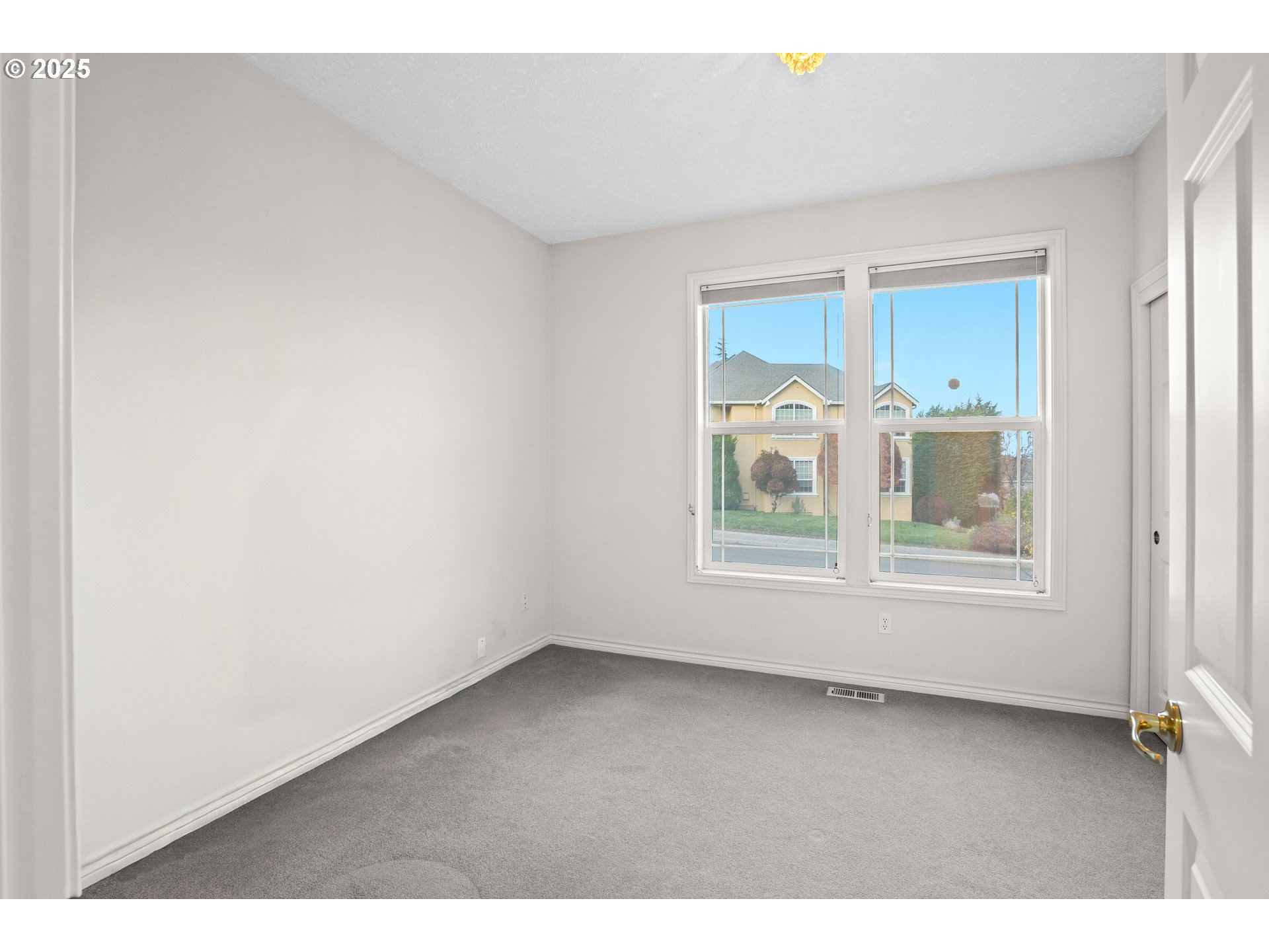 16442 SE HIGH MEADOW LOOP