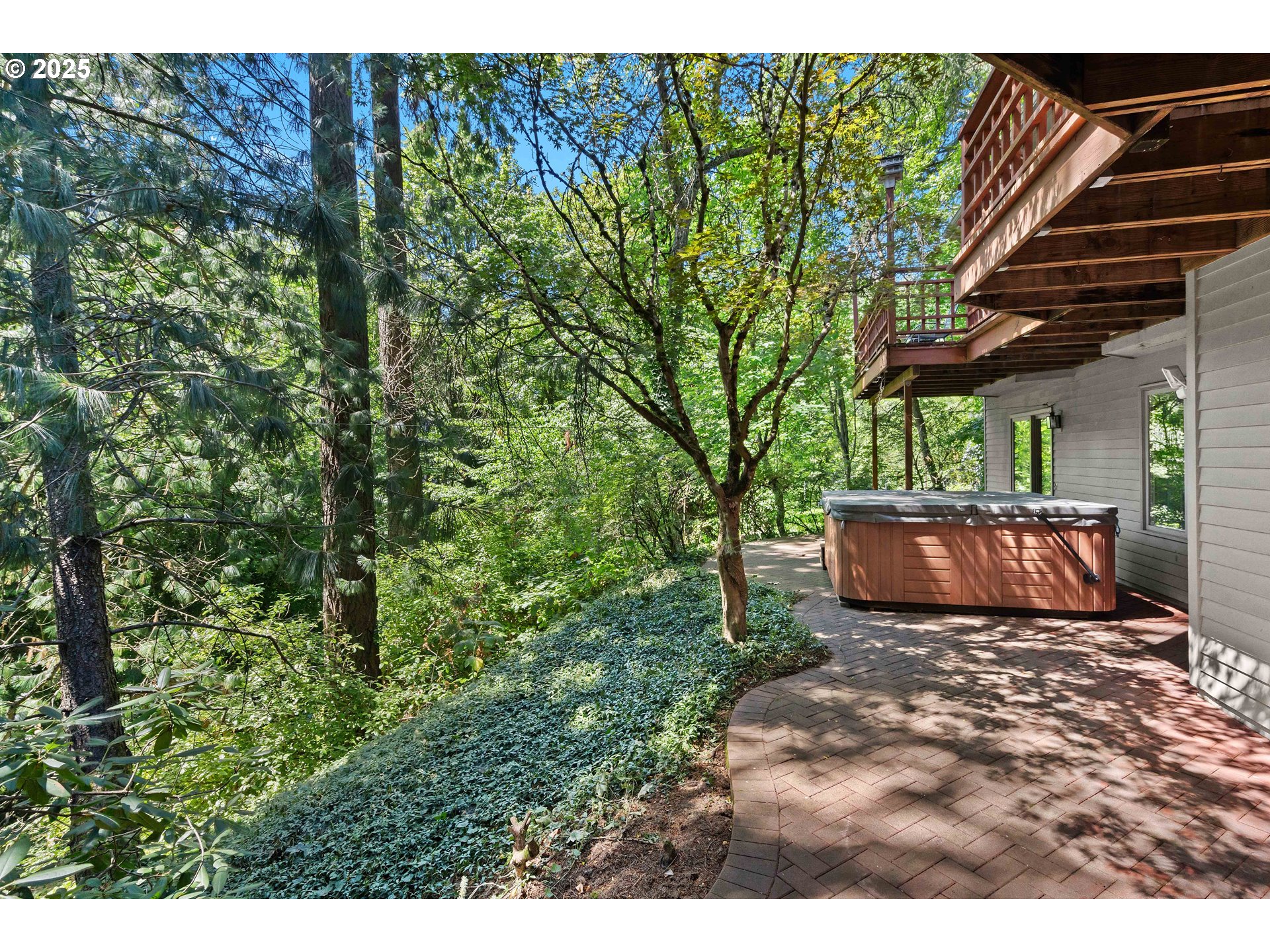 5112 SW HEWETT BLVD