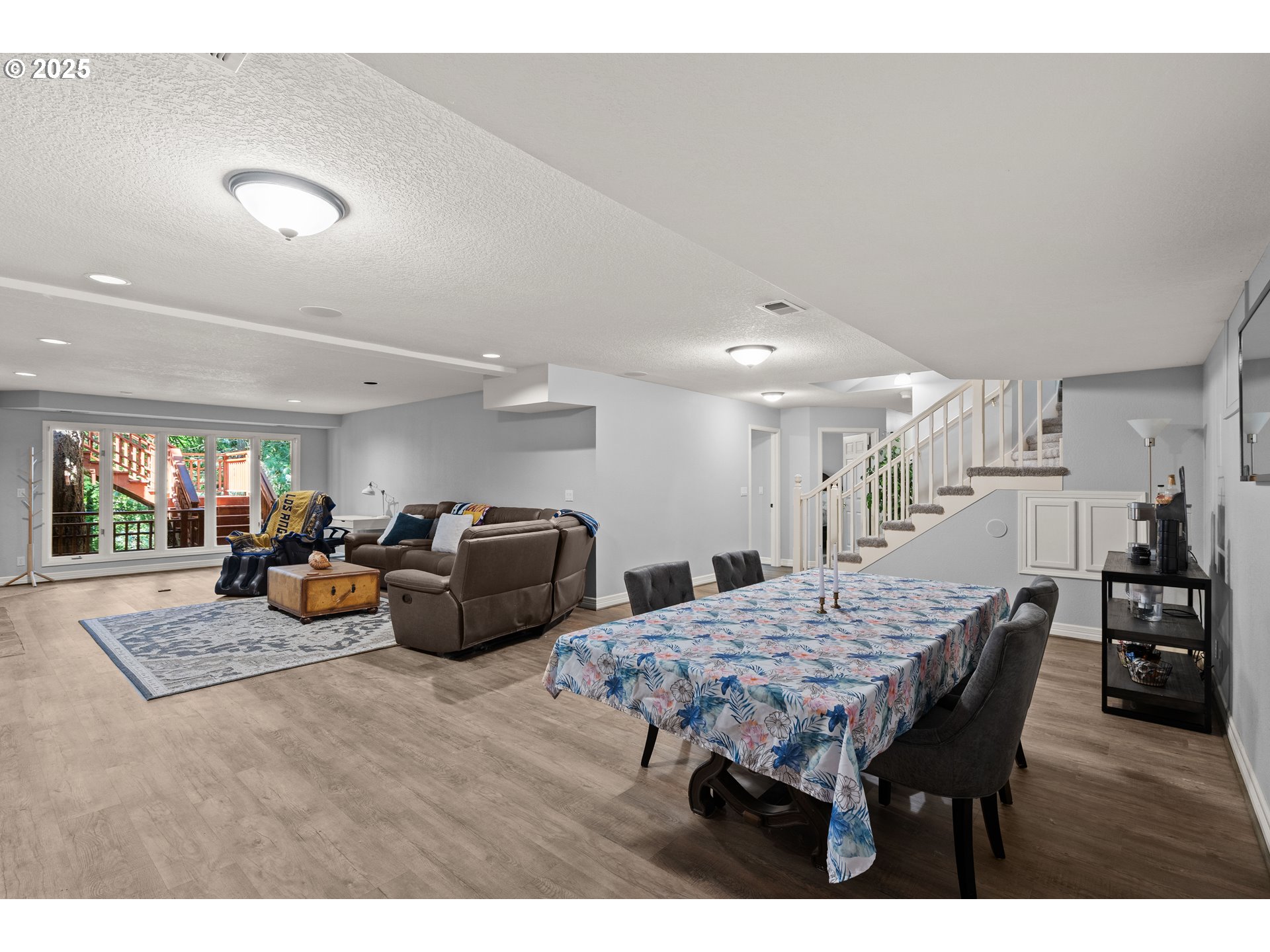 5112 SW HEWETT BLVD