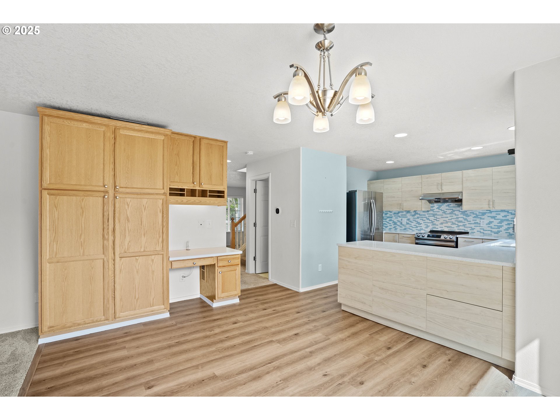 2136 NE 13TH AVE
