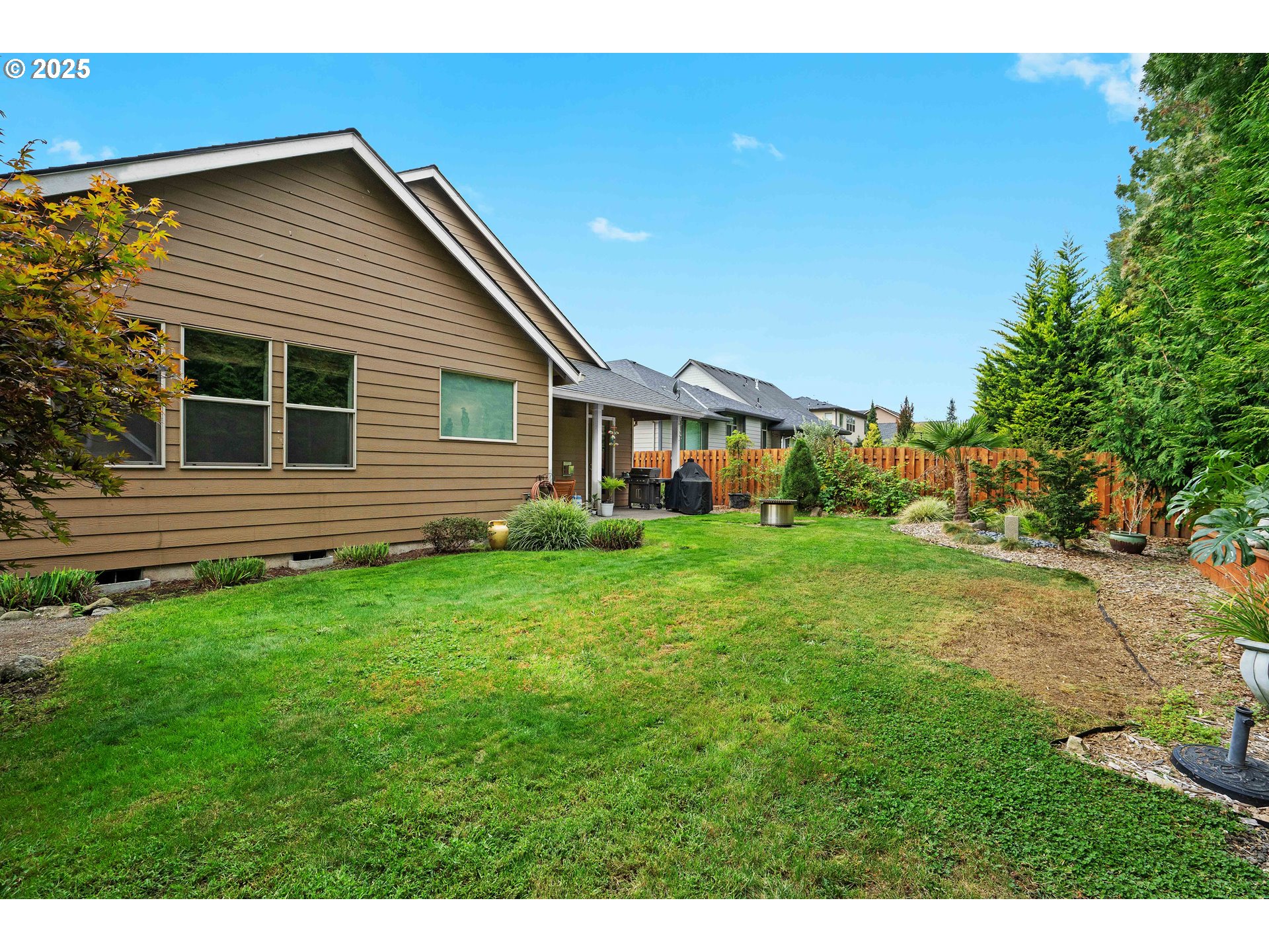 1258 NE 17TH AVE
