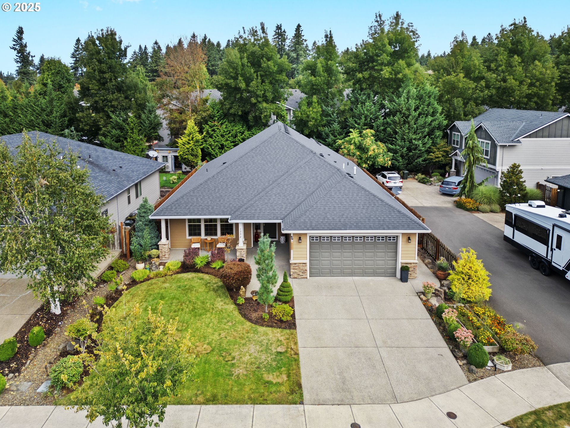 1258 NE 17TH AVE