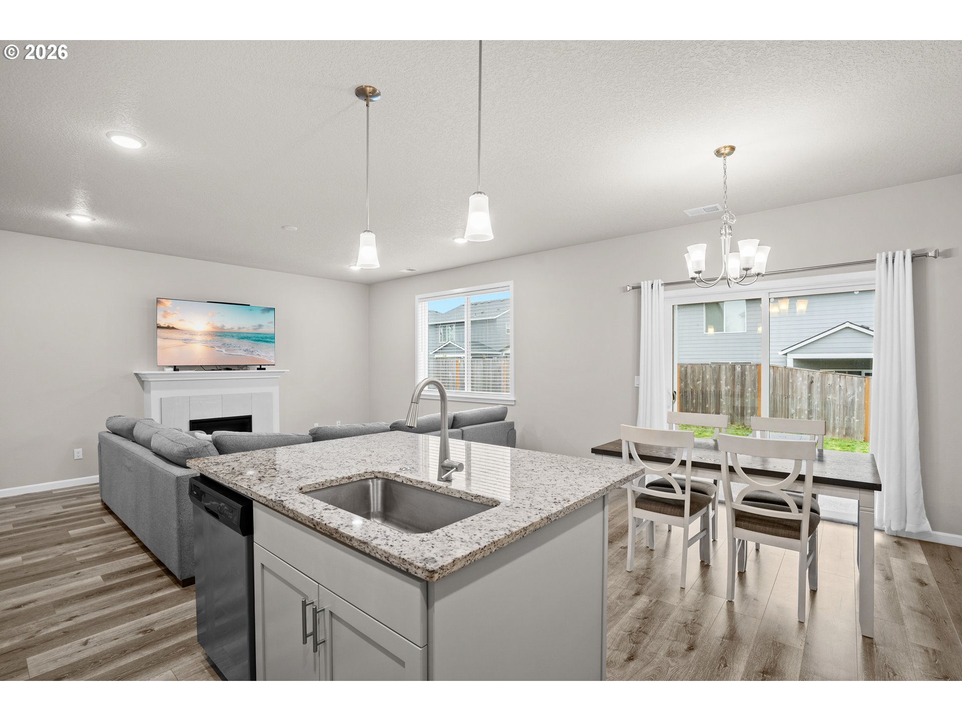 56 SHORE DR, St. Helens