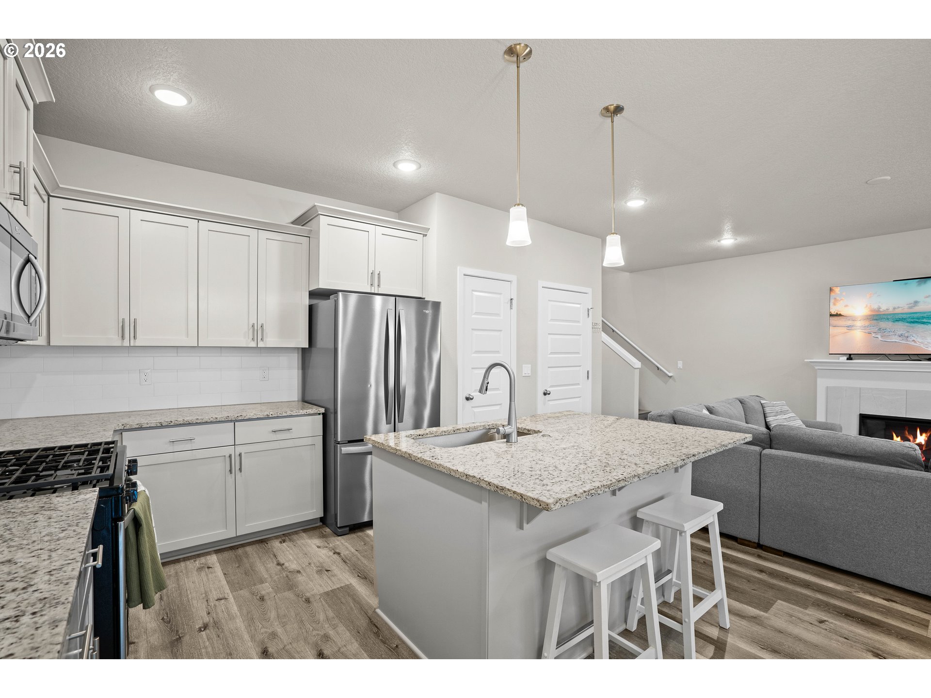 56 SHORE DR, St. Helens