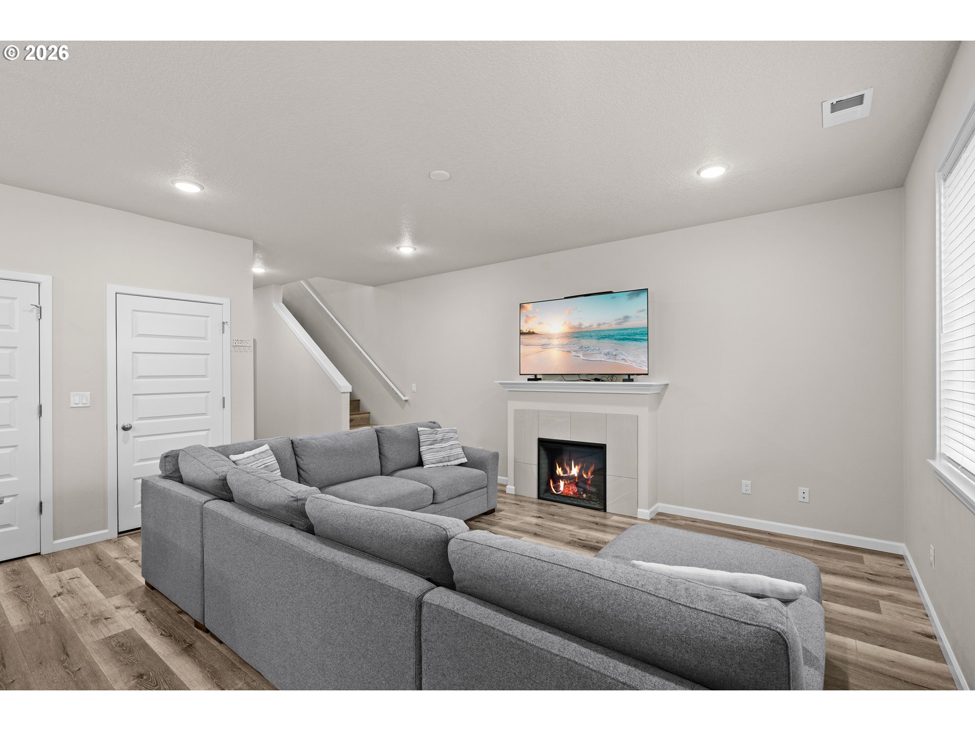 56 SHORE DR, St. Helens