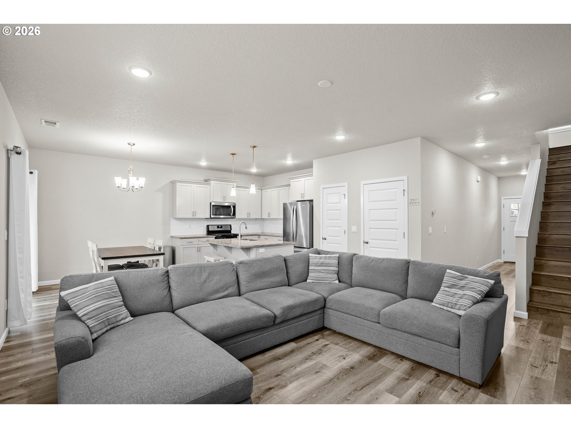 56 SHORE DR, St. Helens