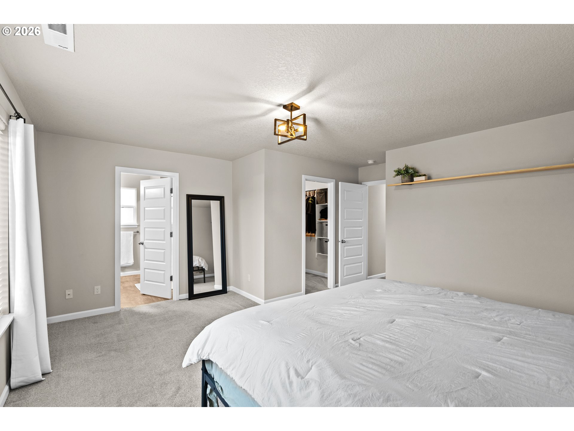 56 SHORE DR, St. Helens