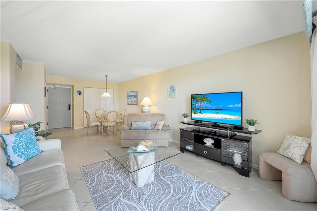 320 Seaview CT # 310