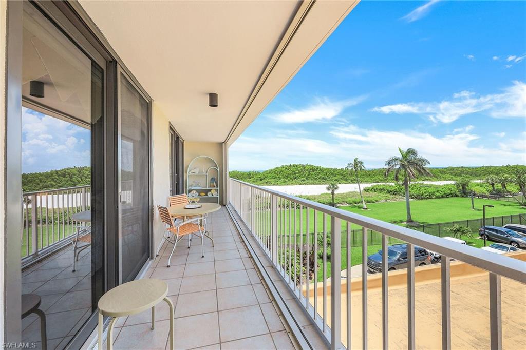 320 Seaview CT # 310