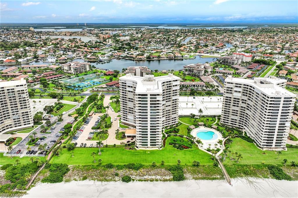 320 Seaview CT # 610